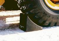 WheelChock.jpg (5281 bytes)